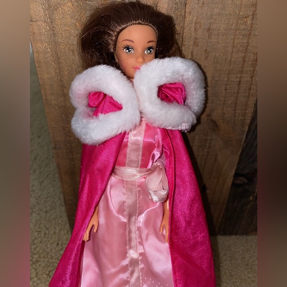 Vintage 1992 Winter Belle- beauty and the beast - Picture 4 of 7